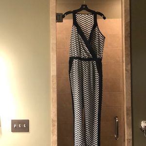 Milano jumpsuit. Super cute!! 😍